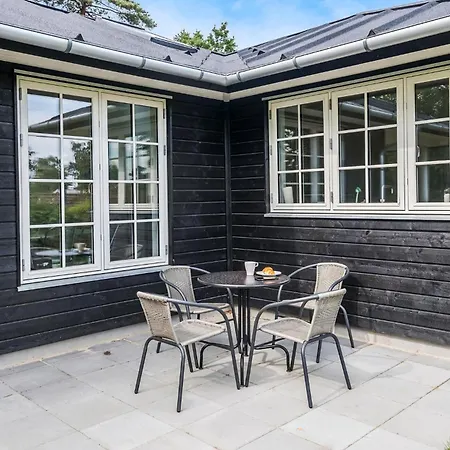 2 Bedroom In Ferienhaus *