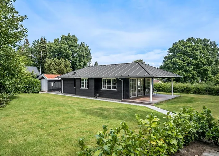 2 Bedroom In Casa vacanze Hornbæk